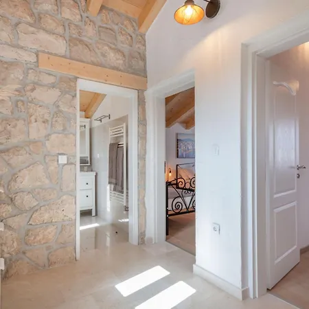 Ferienhaus Leana, A Beautiful Stone In A Tranquil Location